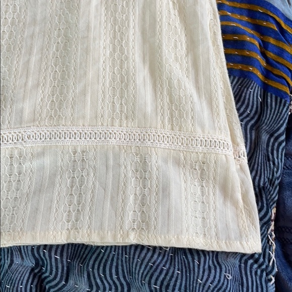 Summer off the shoulder top - Picture 3 of 7